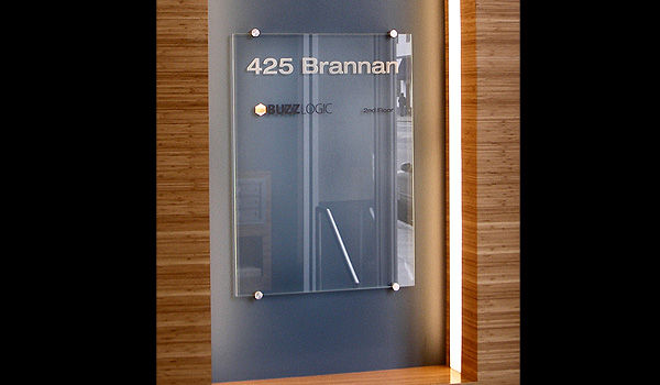 425 Brannan Directory Glass Panel